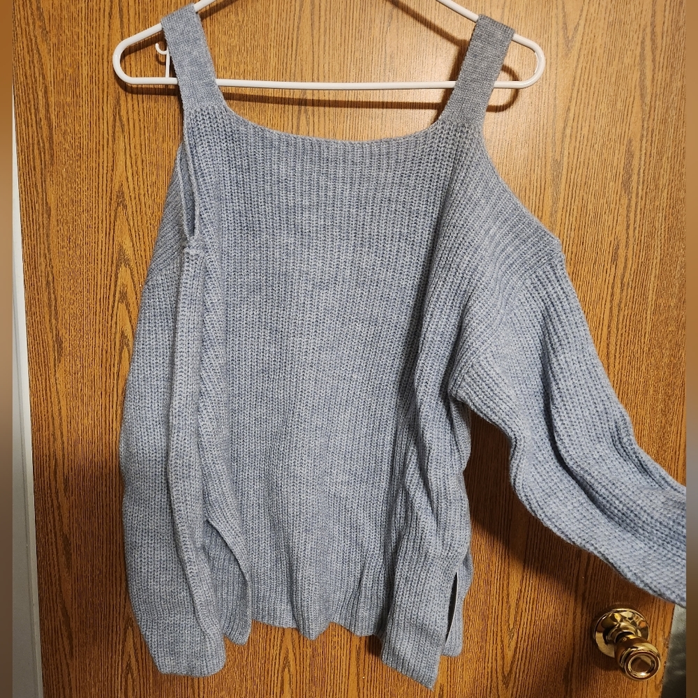 Brand new womans sweater